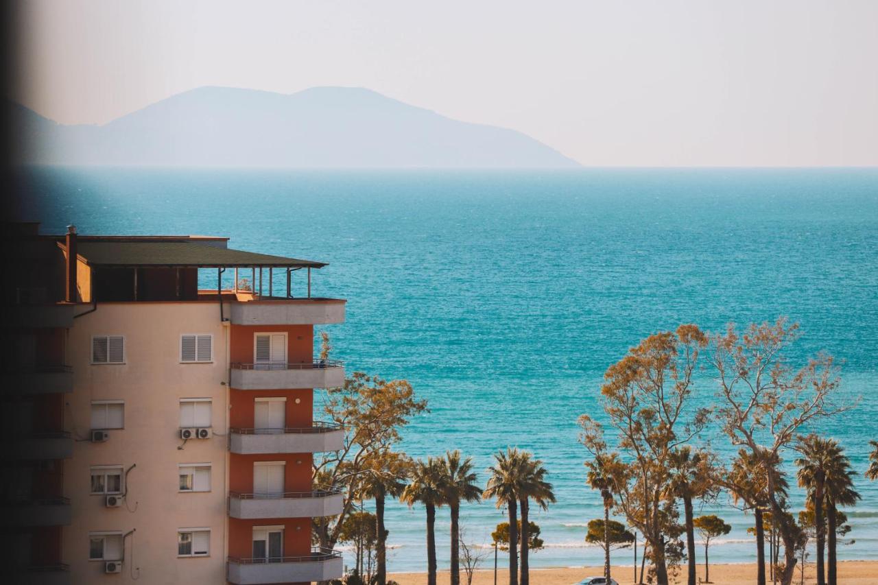 Large Apartment Near The Seaside Boulevard Lungomare Vlorë Exteriör bild